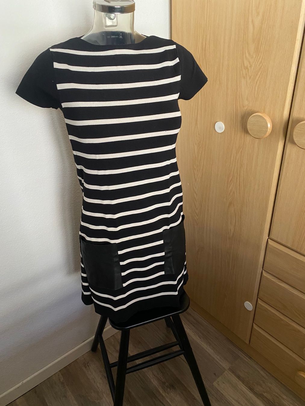 Zara Vestiti: zara Knit   Damenkleid Grösse S – Usato da Allenwinden venduto da Obalu
