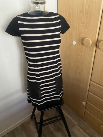 zara Knit   Damenkleid Grösse S