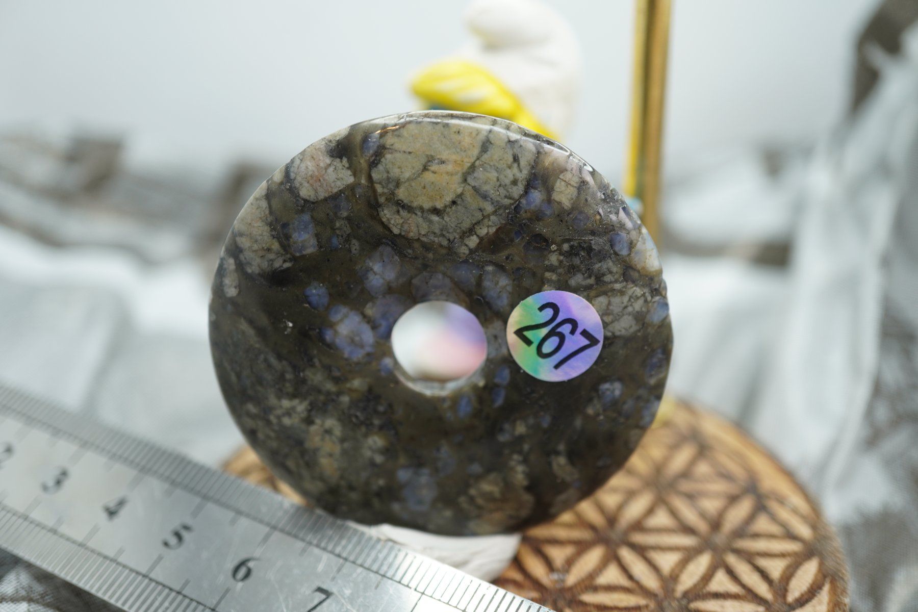 Minerali & Pietre curative: Merlinit     Pi  Scheibe  ca50mm    ab  1.-     Räumung – Nuovo e nell'imballaggio originale da Eschenbach SG venduto da topstone 4