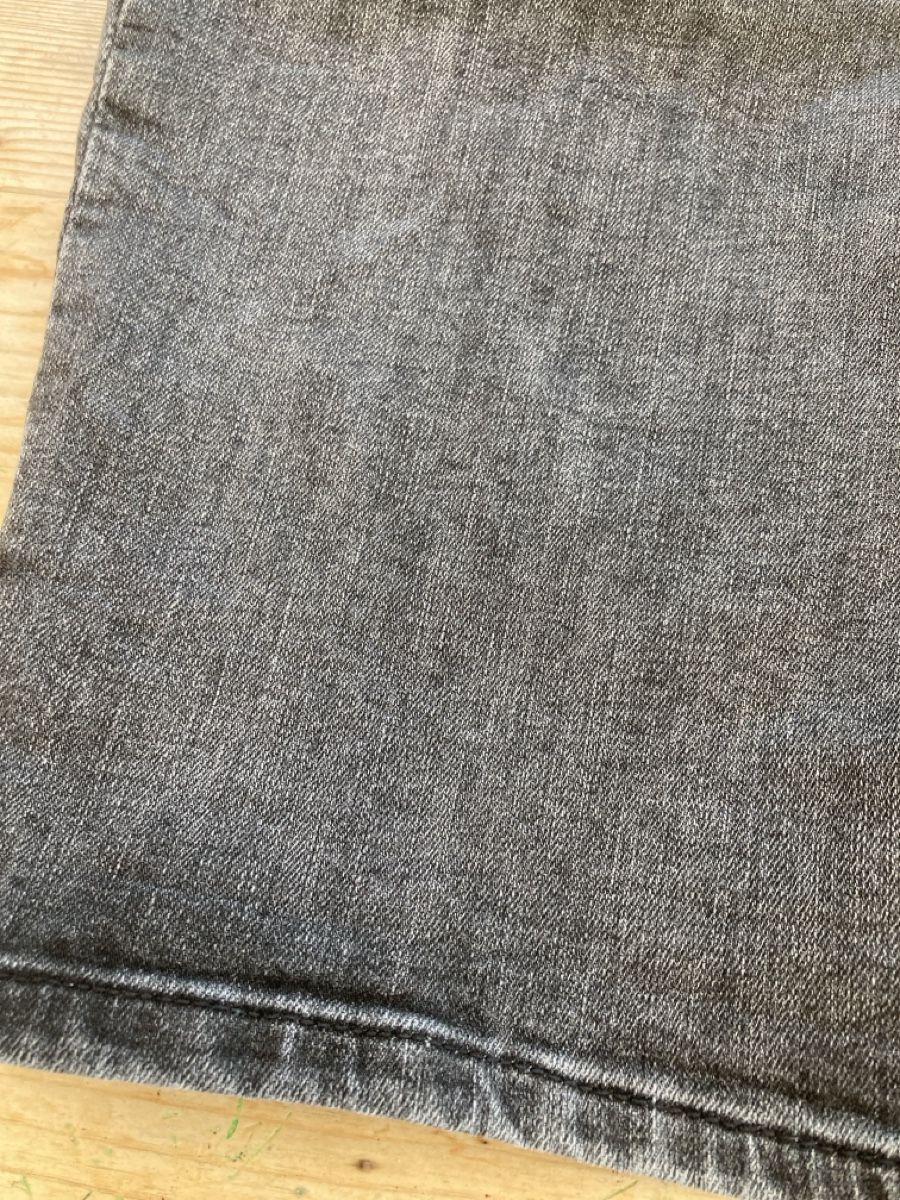 H&M Pantaloni: H&M Kurze Hose – Usato da Romanshorn venduto da gokken 4