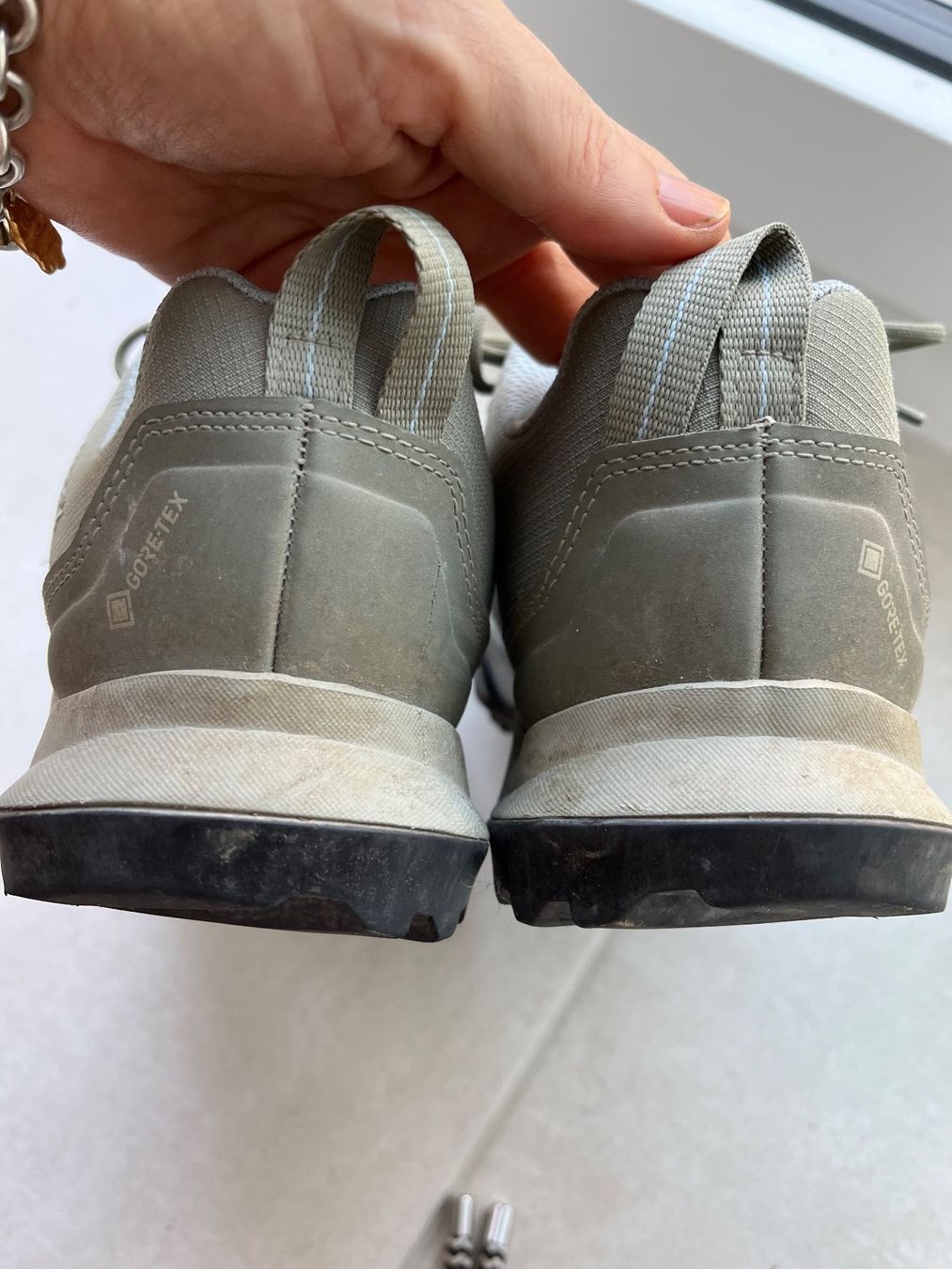 Adidas Scarpe da donna: Adidas Terrex Wanderschuhe 36 1/3 – Usato da Wohlenschwil venduto da SimoneACH 2
