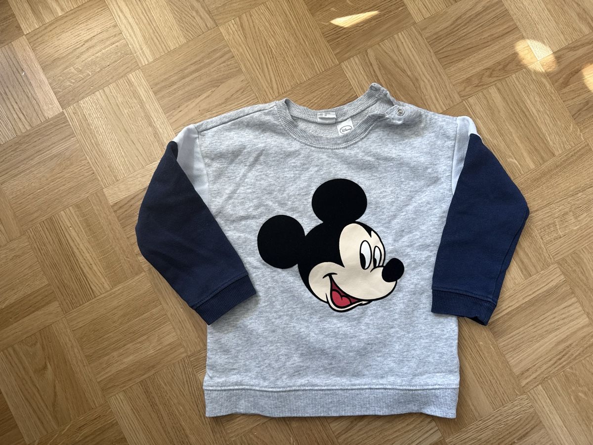H&M Maglioni & Felpe: Pull Mickey (98) – Usato da Les Avanchets venduto da GG_