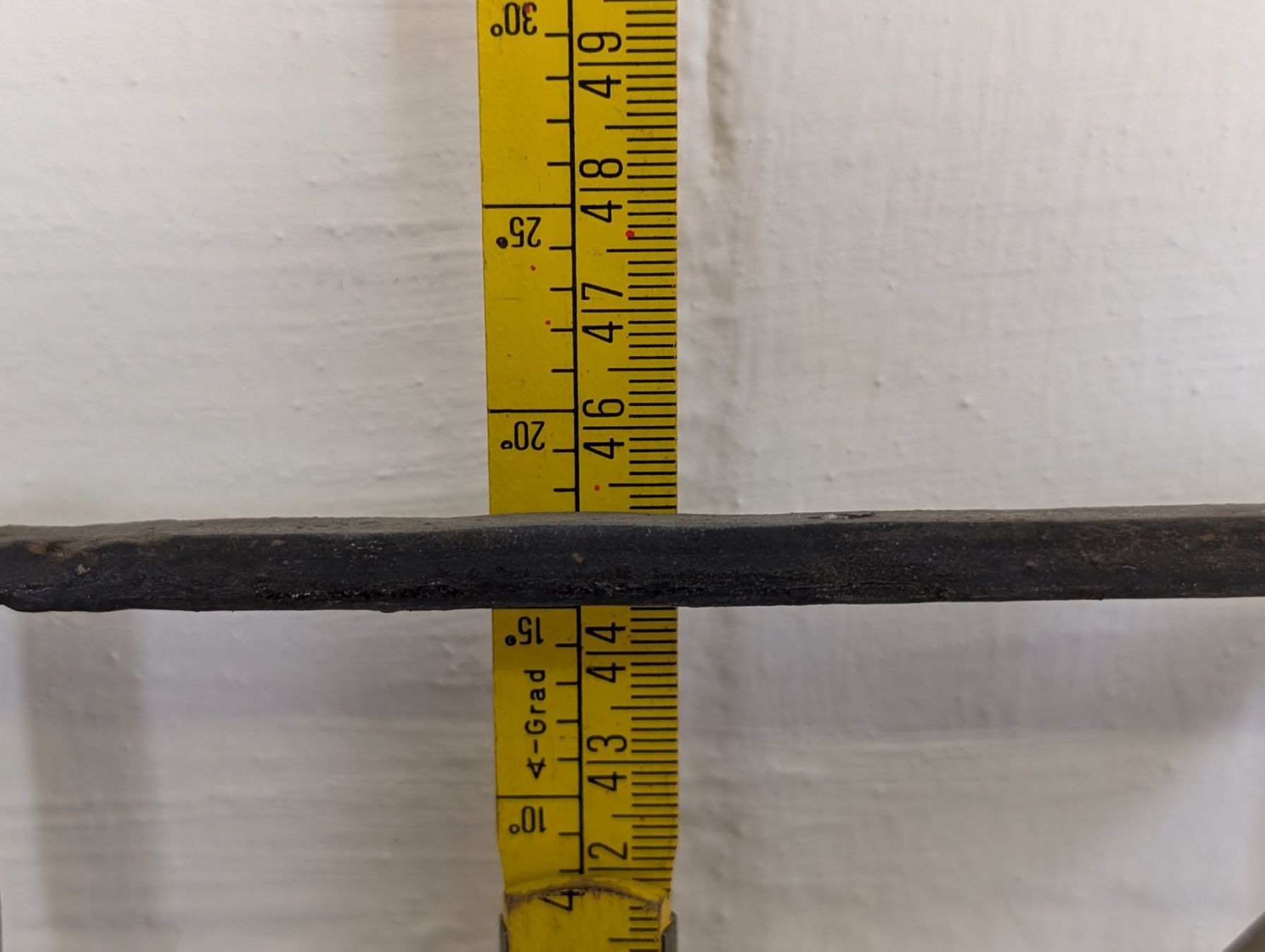 Griglie e Inferriate: 2 Antike schmiedeeiserne Fenstergitter mit A & B – Usato da Winterthur venduto da Hint17 6