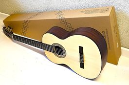 Klassikgitarre  4/4-tel CABALLERO  massive Fichten Decke