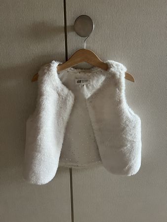 H&M Fellweste weiss Grösse 110/116