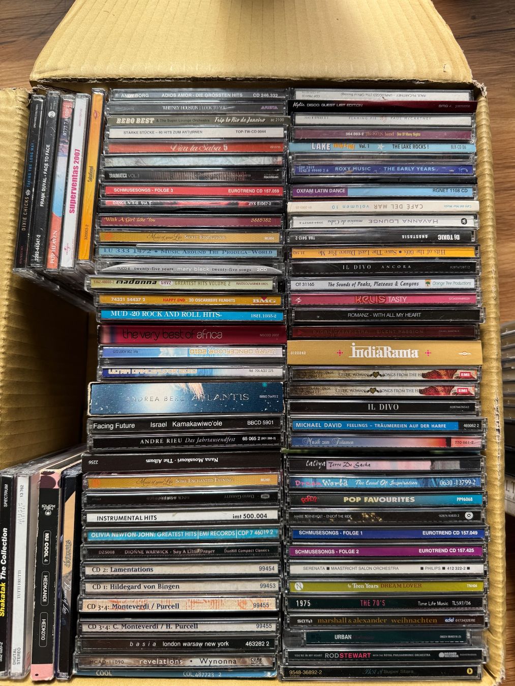 CDs: CD-Sammlung Div. Genres - gem Foto – D'occasion à Münchenbuchsee par kalapani