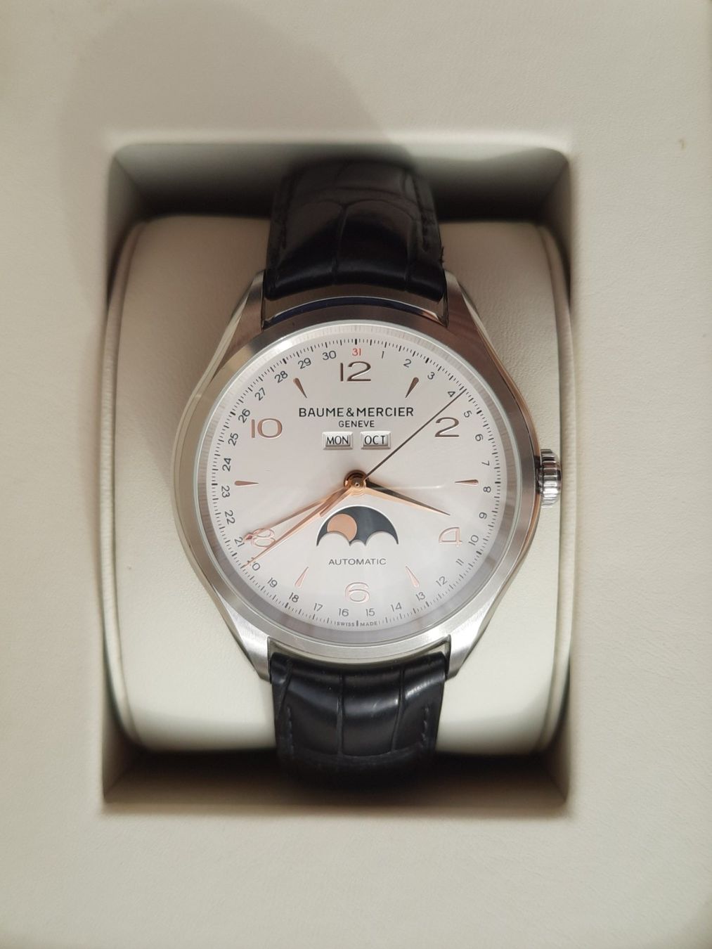Baume & Mercier Orologi: Baume & Mercier Clifton Automatic Moonphase MOA10055 FullSet – Nuovo (secondo la descrizione) da Tennwil venduto da Zetti07
