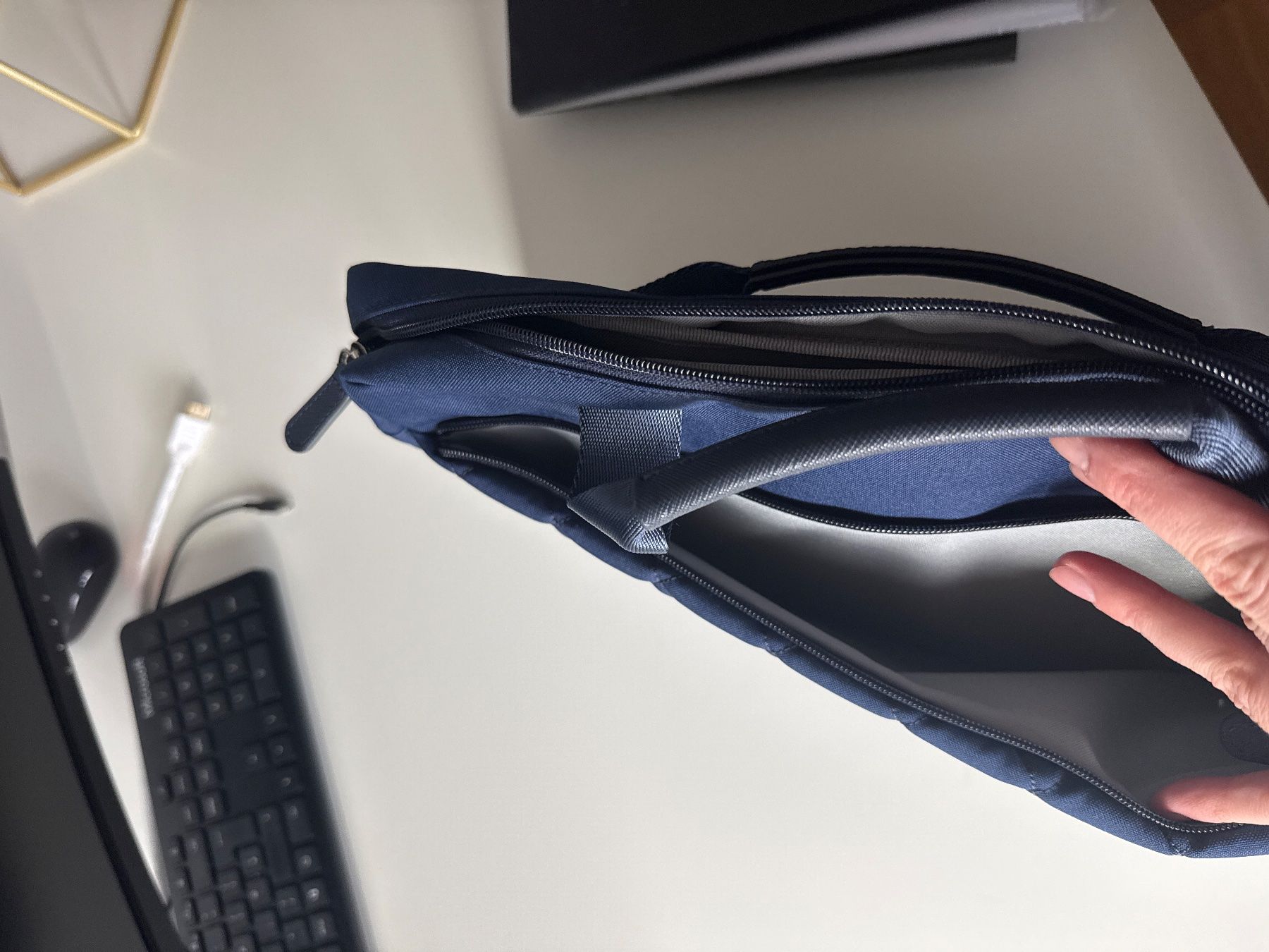 Sacs: NEW Laptoptasche / Notebooktasche – D'occasion à zug par MollyMoo28 3