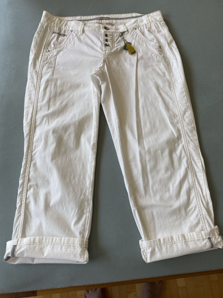 Nile Jeans: Nile Jeans Gr. M ecru – Neu (gemäss Beschreibung) aus Hünibach von nadalila