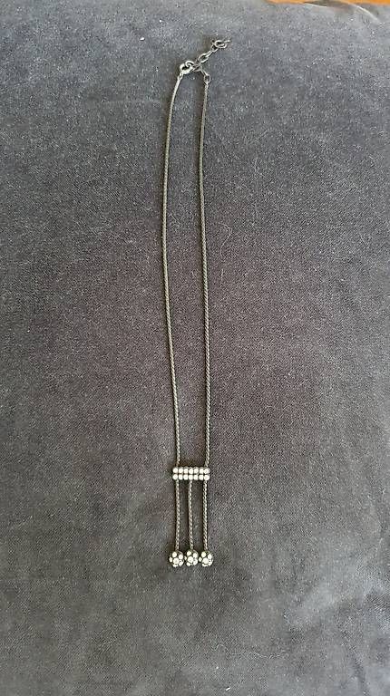 Catenine: Halskette mit weissen Strasssteinen – Usato da Hilterfingen venduto da boal1980