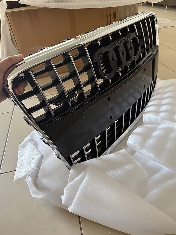 Alle Autoersatzteile: Audi Q7 Kühlergrill - NEU – Gebraucht aus Bassersdorf von bibs95 2