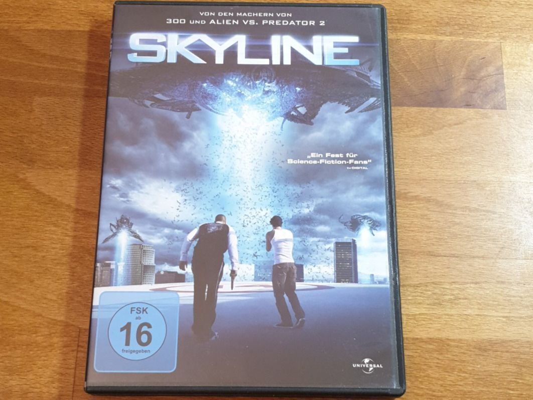 Tutti i DVDs: Skyline (2010) DVD – Usato da Pfungen venduto da Whitie