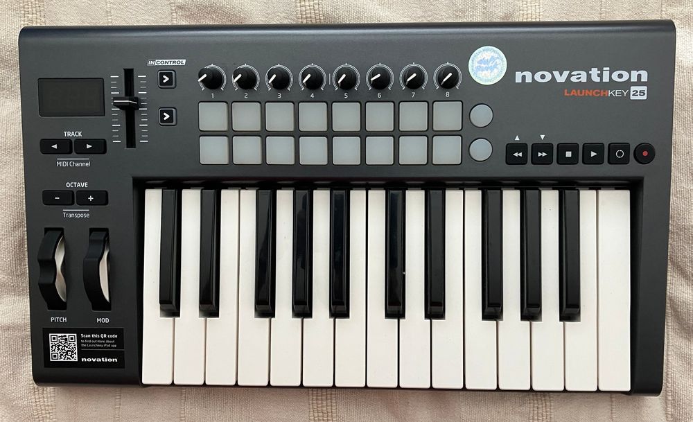 Novation Launchkey 25 (Gebraucht) in Stabio für CHF 40 – mit Lieferung ...