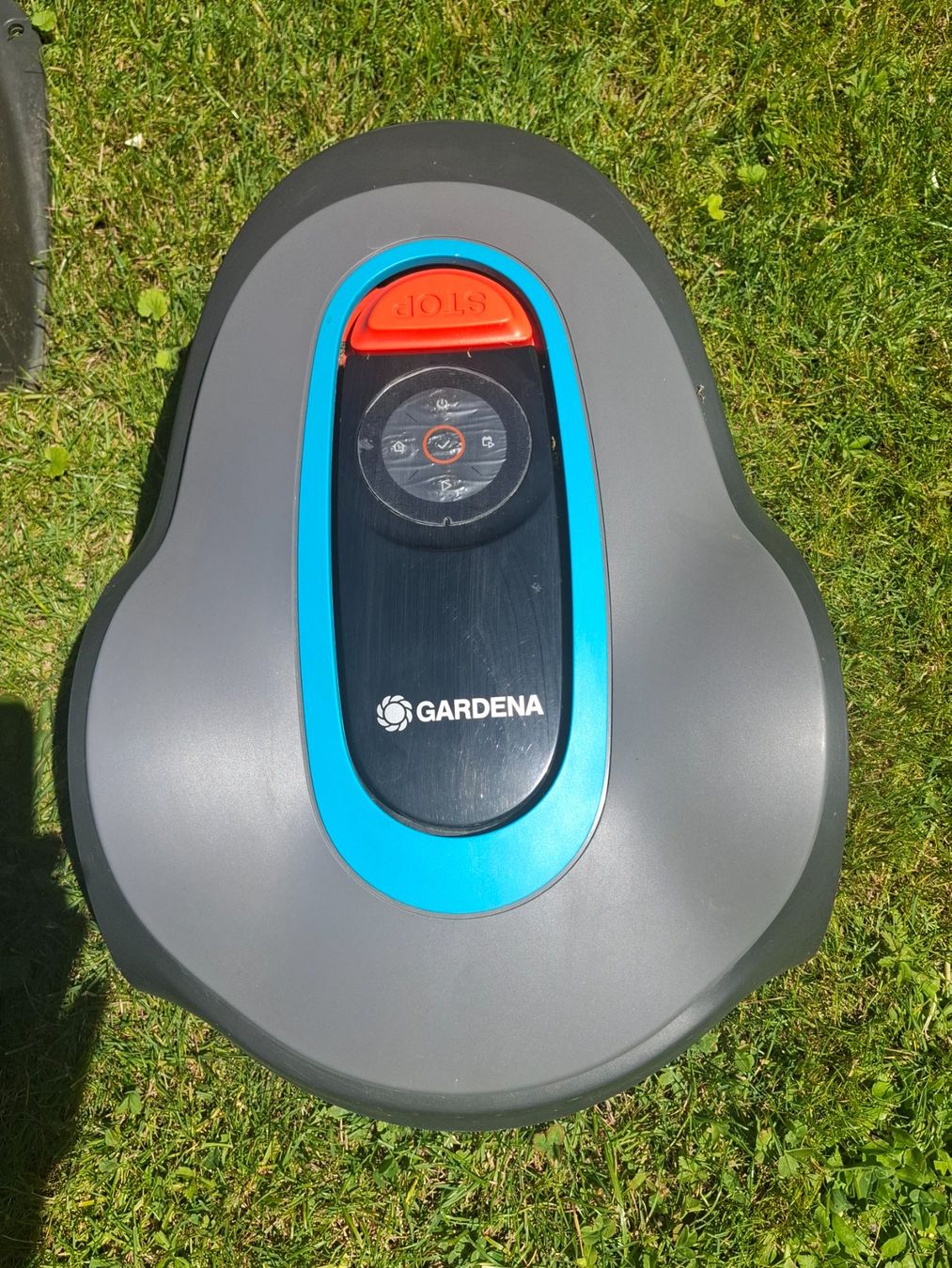 Gardena Tagliaerba: Gardena-Mähroboter SILENO minimo 250 – Usato da Olten venduto da Nikodimos 3