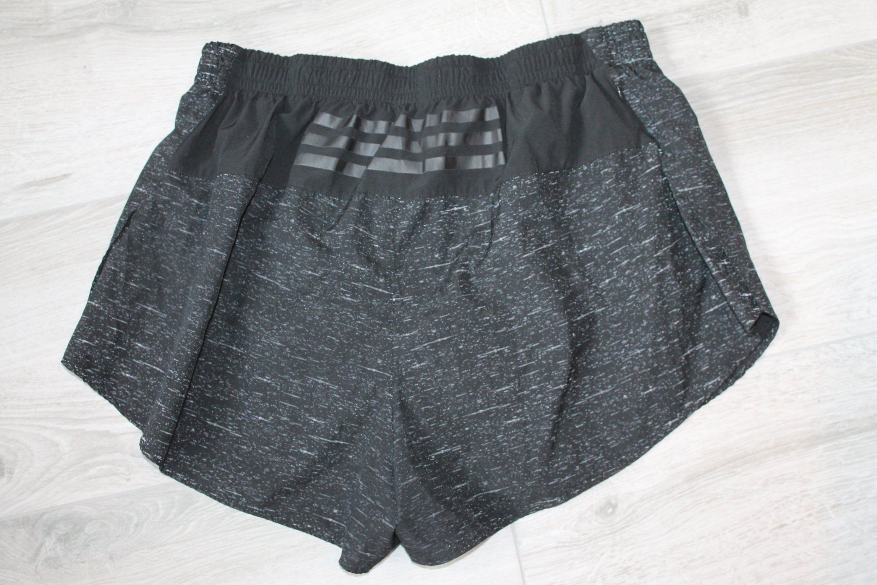 Adidas Hosen: Short ADIDAS taille XL – Gebraucht aus Chez-le-Bart von jasse 1