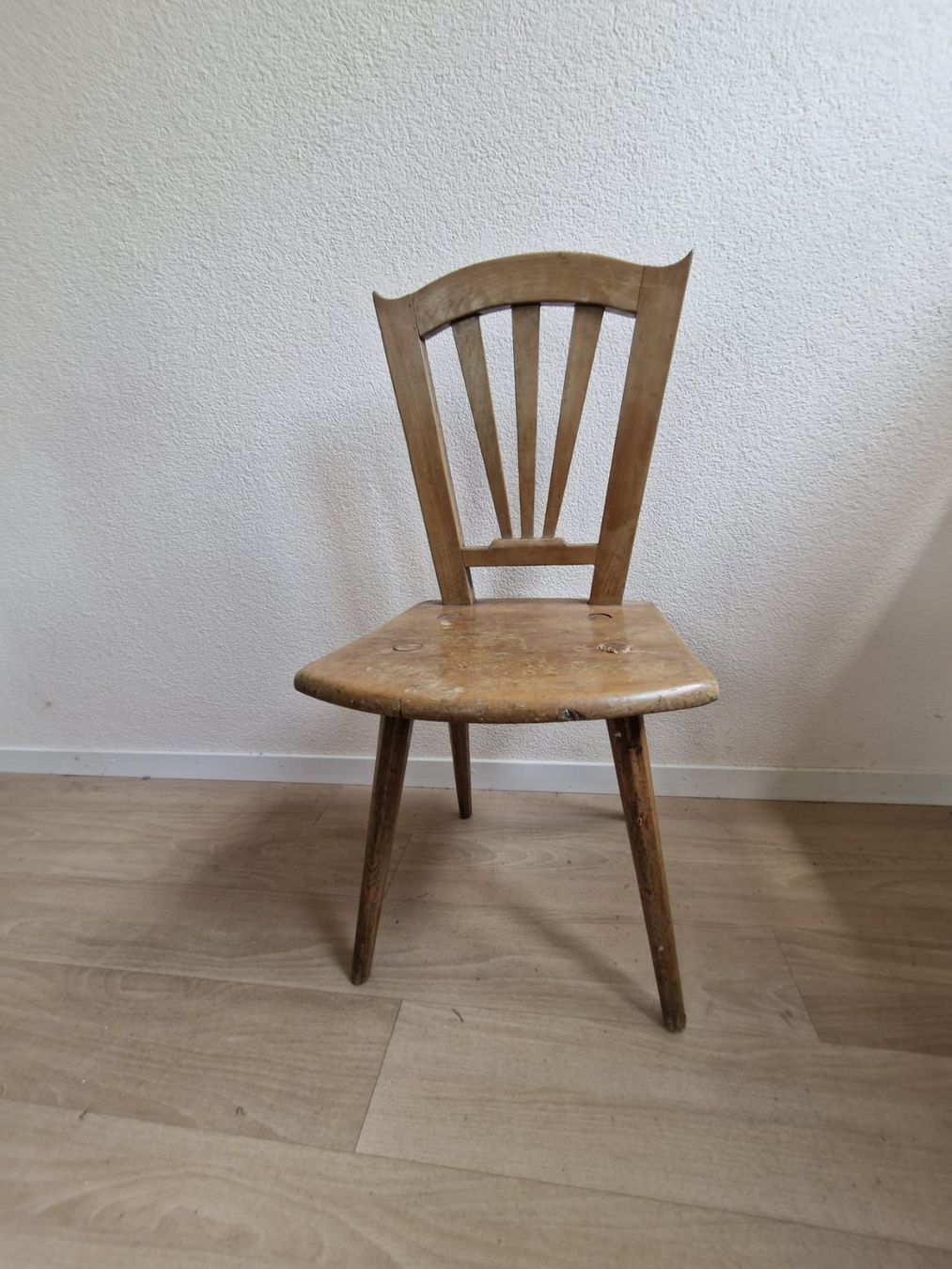 Sedie: Vintage Bauernstuhl zu verkaufen – Usato da Toffen venduto da dav_d7rc