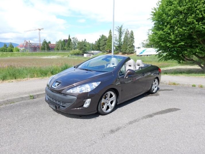 Peugeot Automobili: Peugeot 308 CC – Usato da Estavayer-le-lac venduto da Boomgvng