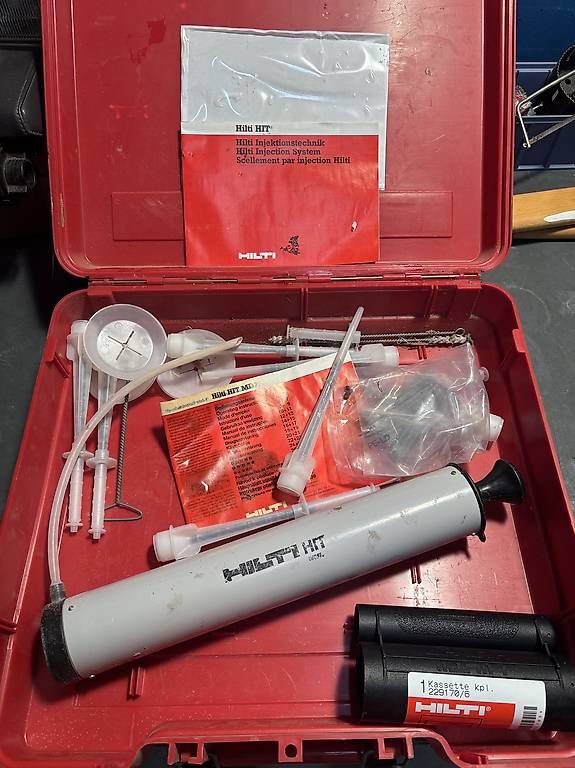 Tutti gli attrezzi: HILTI Hit – Usato da Bichelsee venduto da hubraum_ 1