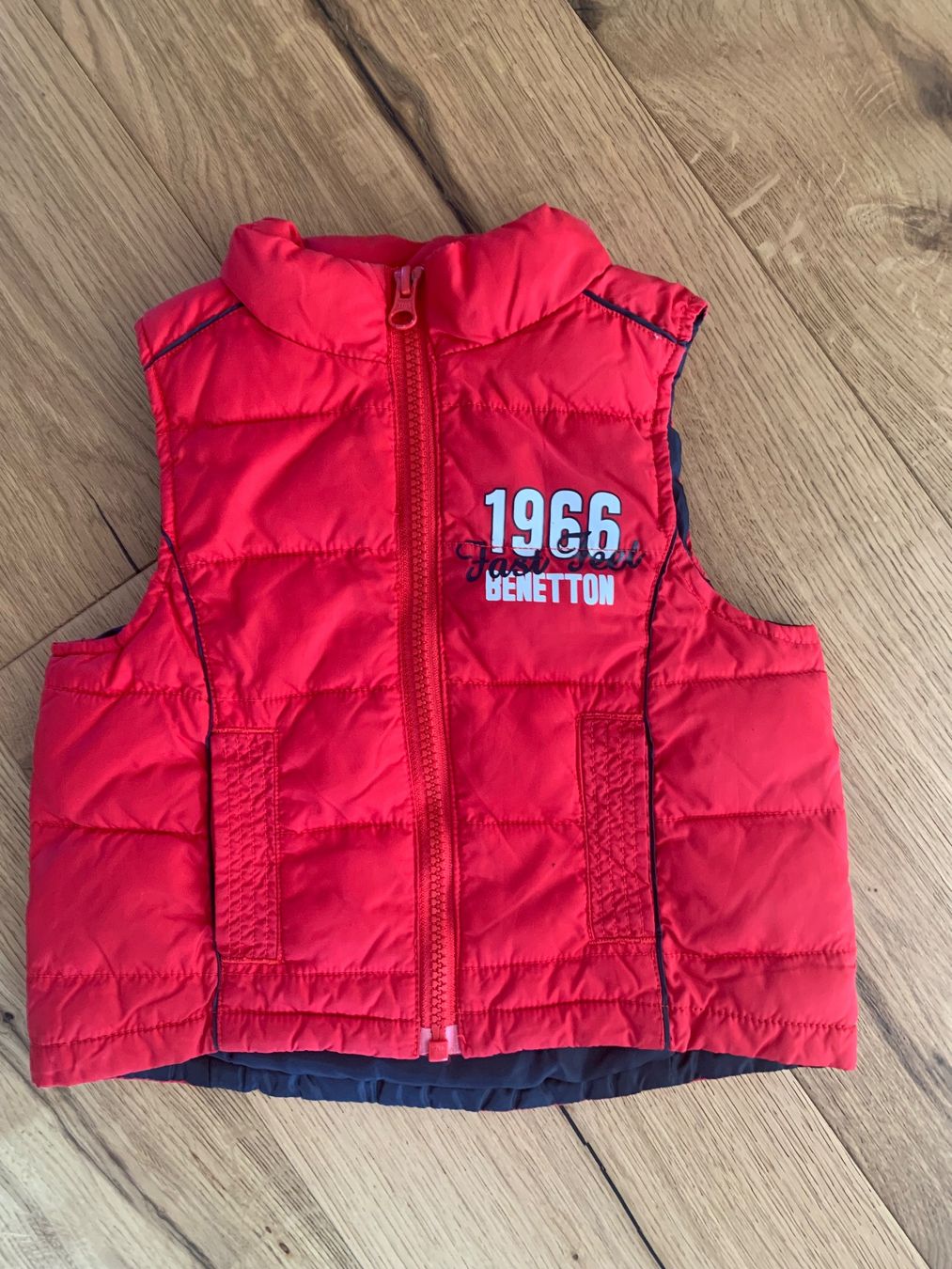 Benetton Altro abbigliamento per bambino: Weste / Gilet Grösse 82 – Usato da Ebikon venduto da Dorfschmid