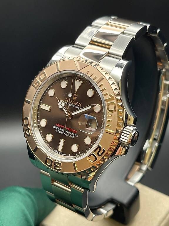 Rolex Orologi: Rolex Yacht-Master 40mm Ref. 126621 "Chocolate Dial" 2022 – Nuovo (secondo la descrizione) da Lugano venduto da luganotopwatches 4