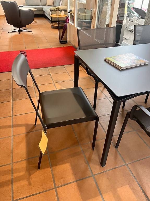 Fermob Sedie: Fermob Bellevie Outdoor Stuhl anthrazit – Nuovo (secondo la descrizione) da Wil SG venduto da troll_moebel 2