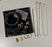 Lot de bijoux