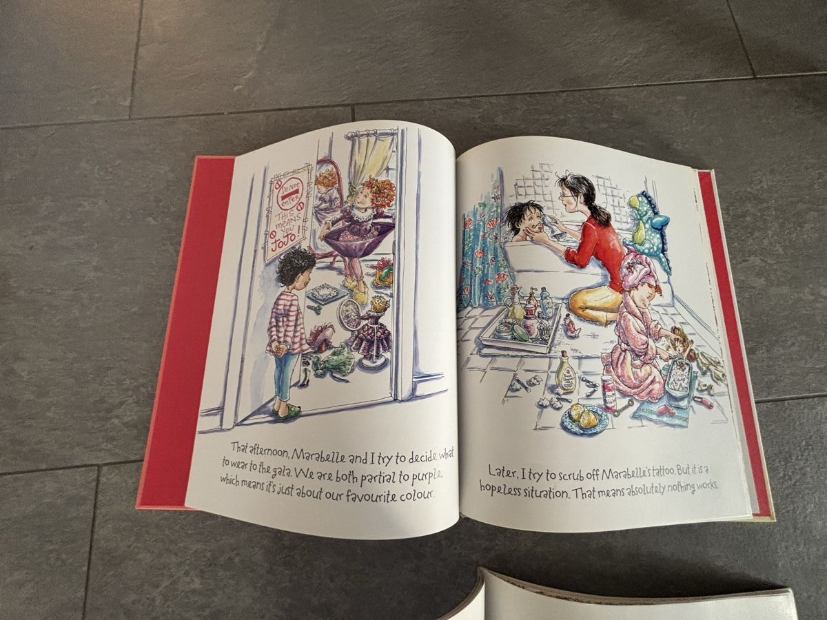 Bücher: 2 Fancy Nancy Books - as new  – Neu (gemäss Beschreibung) aus Oberdorf SO von retowolf 2