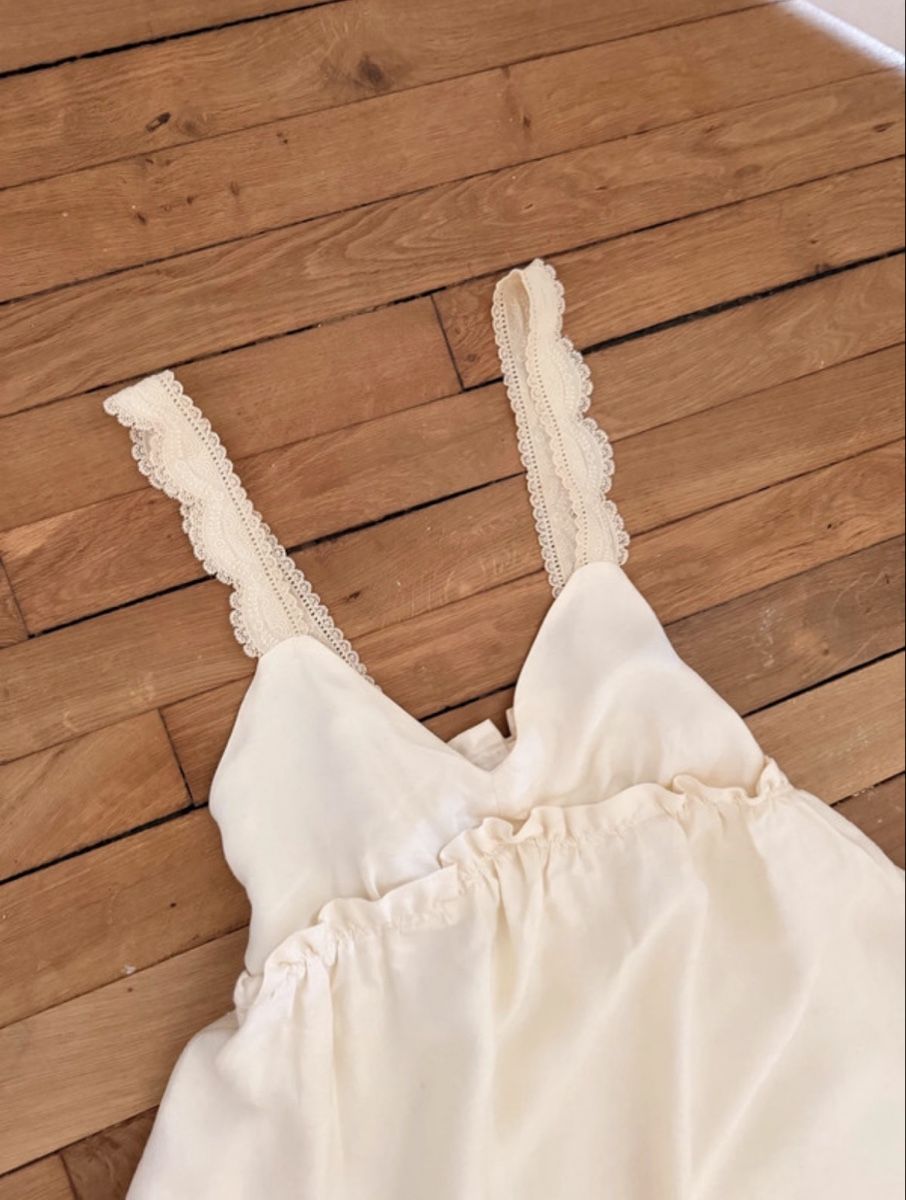 Sezane Kleider: Robe crème Sézane  – Neu (gemäss Beschreibung) aus Pully von trt_q8j8 8