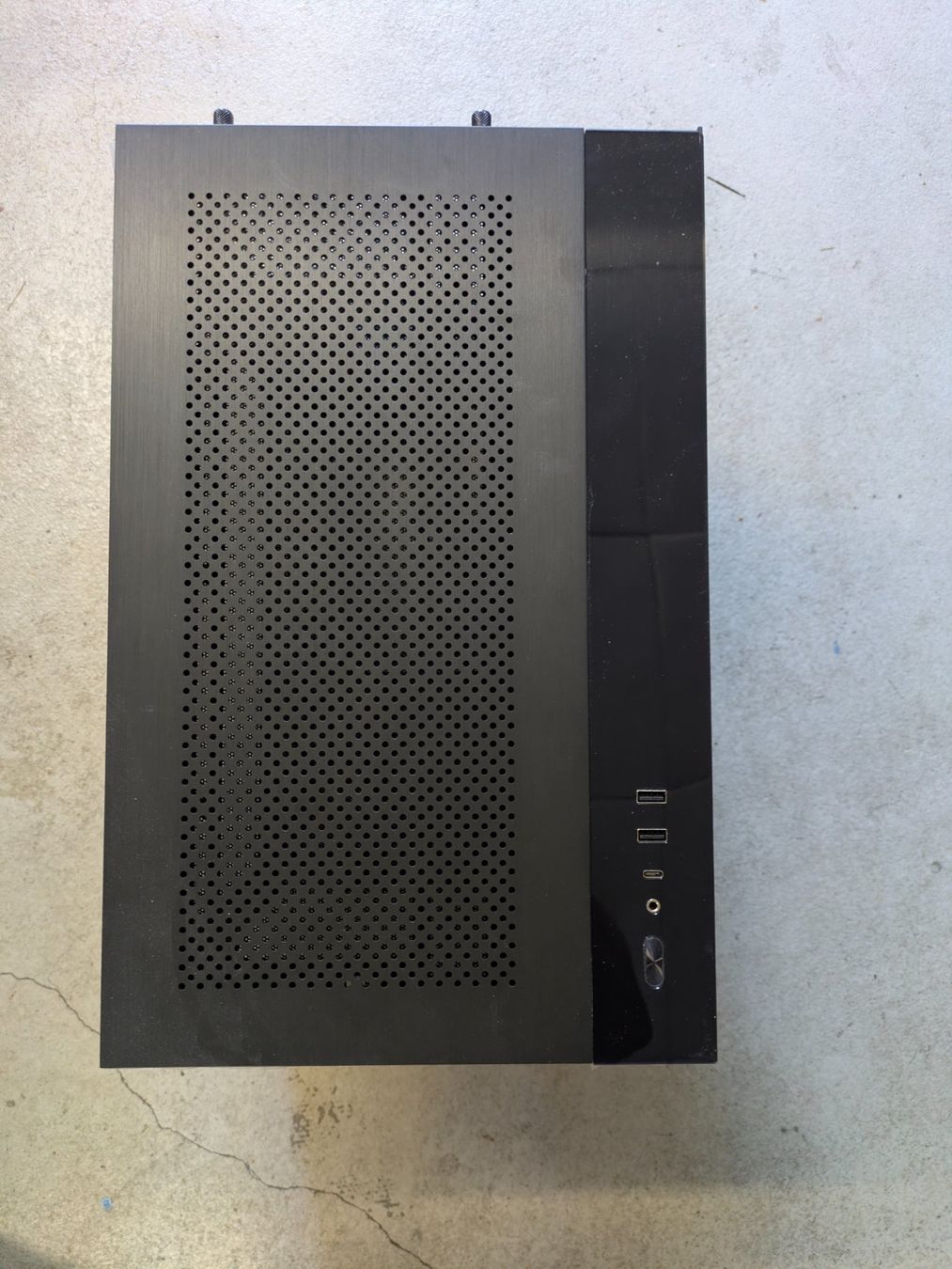 Custodie: boîtier PC lian li o11 dynamic mini – Nuovo (secondo la descrizione) da Avenches venduto da sitosito 4