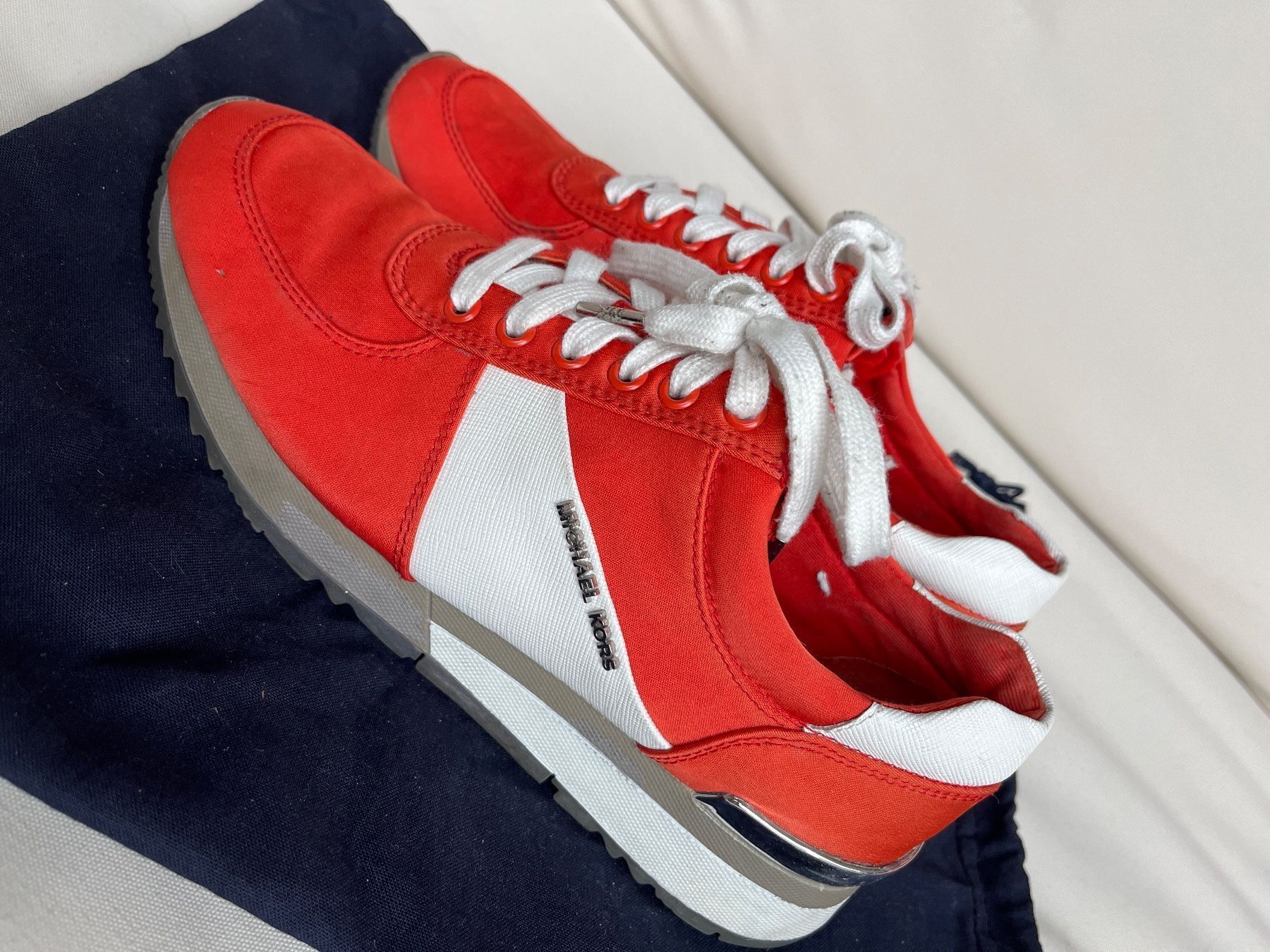 Michael Kors Scarpe da donna: Michael Kors Sneaker/ 37.5 – Nuovo (secondo la descrizione) da Wallisellen venduto da Chatswood_8hwh 1