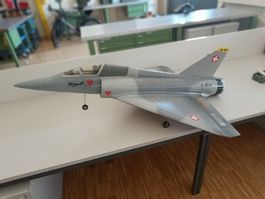 Modellflugzeug Mirage III Schweizer Luftwaffe gebraucht