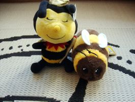 Coop Plüsch Hummel Tschilli Bumblebee und Biene Bianca *NEU*