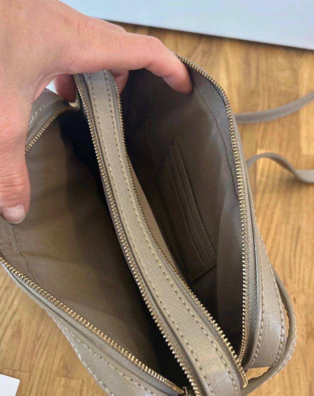 Furla Sacs femmes: Tasche grau furla – D'occasion à Bottmingen par Warta 2