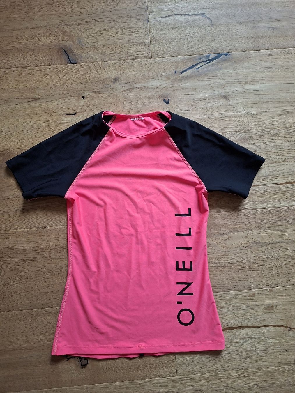 O'Neill T-shirt: Surf T-Shirt – Usato da Engi venduto da sil_xk62