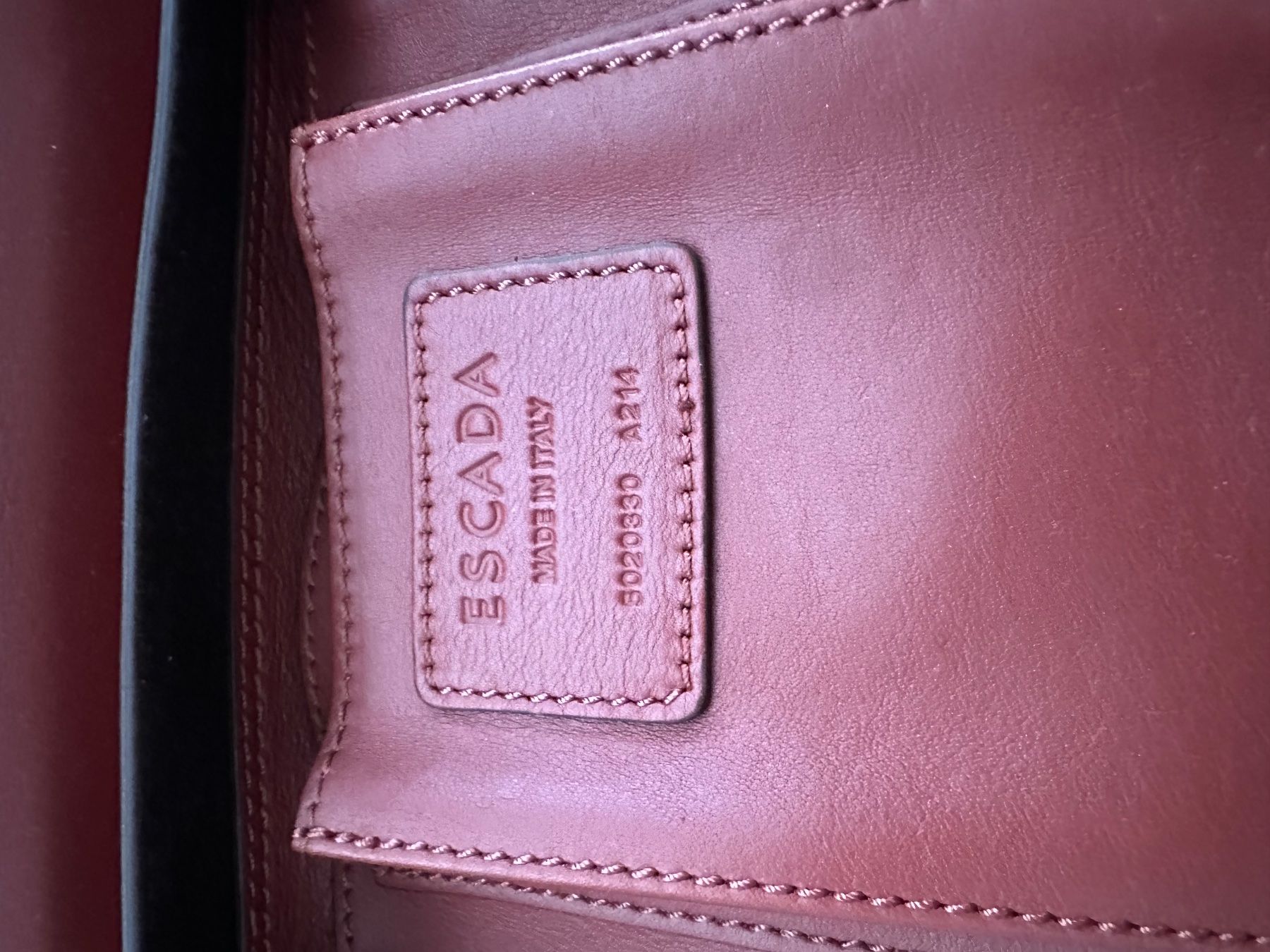 Escada Borse da donna: Escada sac – Nuovo (secondo la descrizione) da St-Légier-Chiésaz venduto da EvaVDRiviera 1