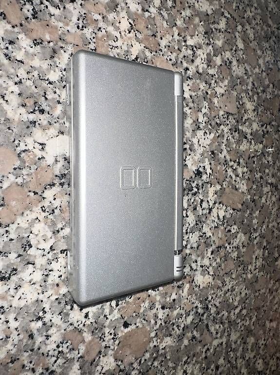 Spiele: Nintendo DS + Nintendo DS Light + div Games – Gebraucht aus Dübendorf von ser_v5wy 3