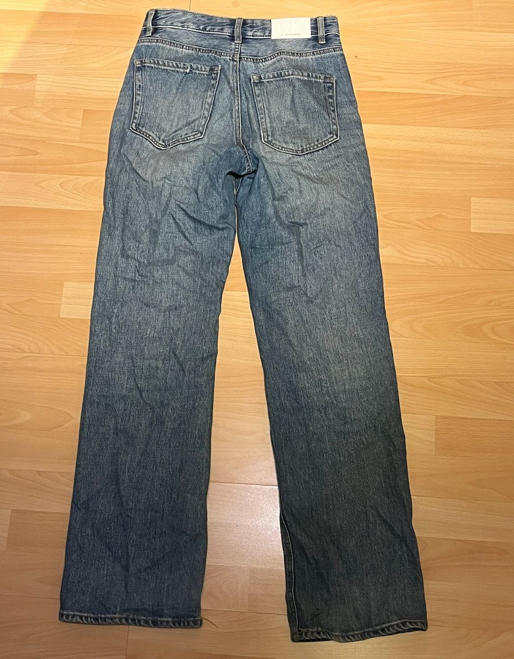 Stradivarius Jeans: Jean stradivarius, taille 34 – Usato da Semsales venduto da theaa157 1