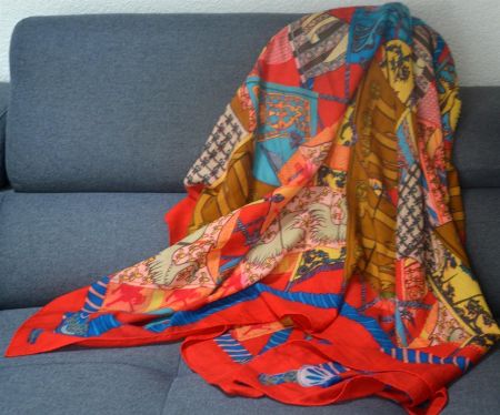 Schal / Châle Hermès 140 x 140 cm
