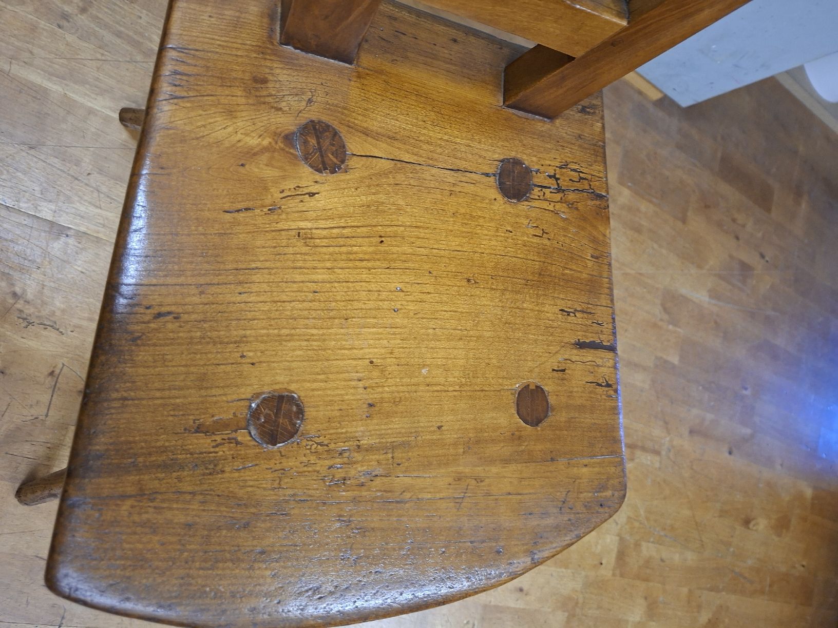 Chaises: Stabelle antik Kirschbaum – D'occasion à Buochs par Gianna2020 3