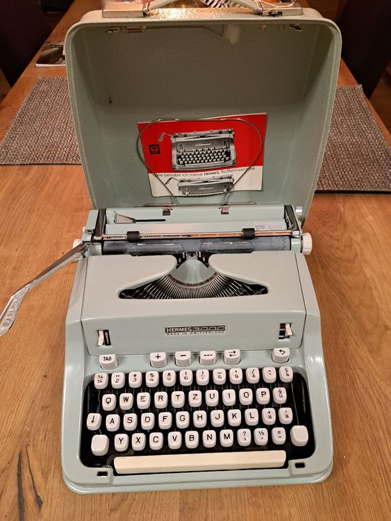 Retro Schreibmaschine Als Deko – Miniatur Aus Harz, Braun, Ca. 12 Cm