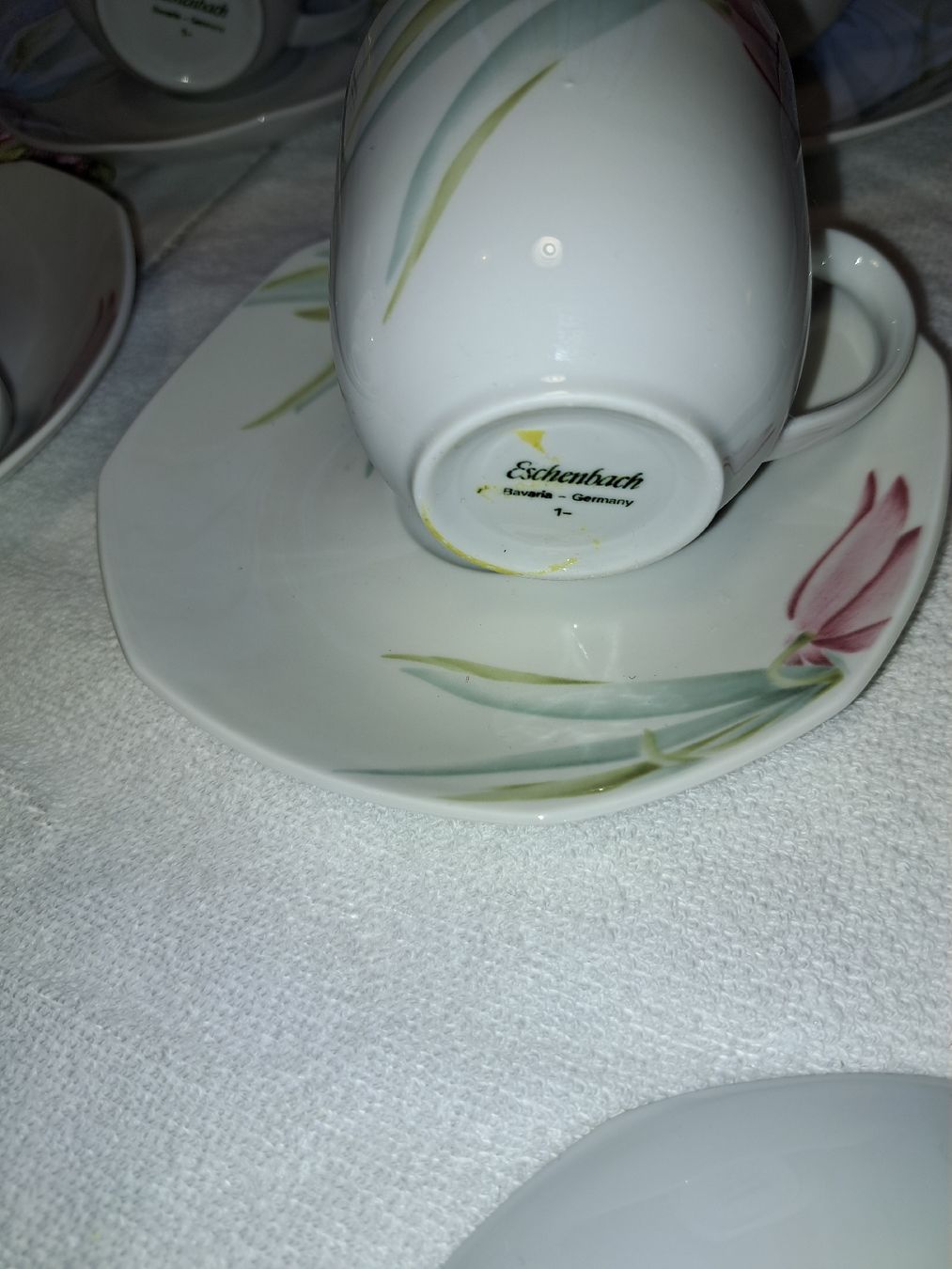Eschenbach Tasses: Eschenbach Tasse mit Unterteller, 9.Stk – D'occasion à Kölliken par Upcycling-by-Mc-TAM 4
