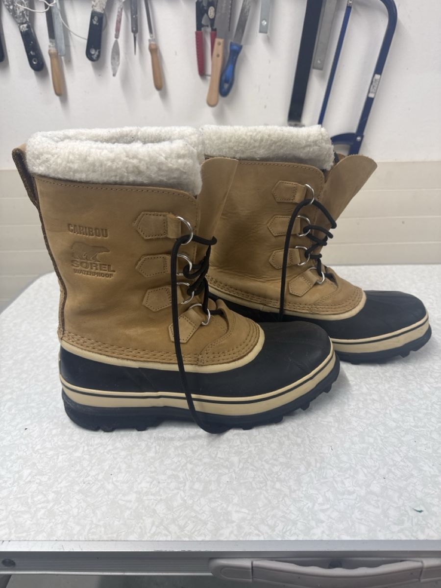 Sorel Chaussures hommes: Sorel Caribou 41-42 – D'occasion à Veyras par Suter_Dany 1