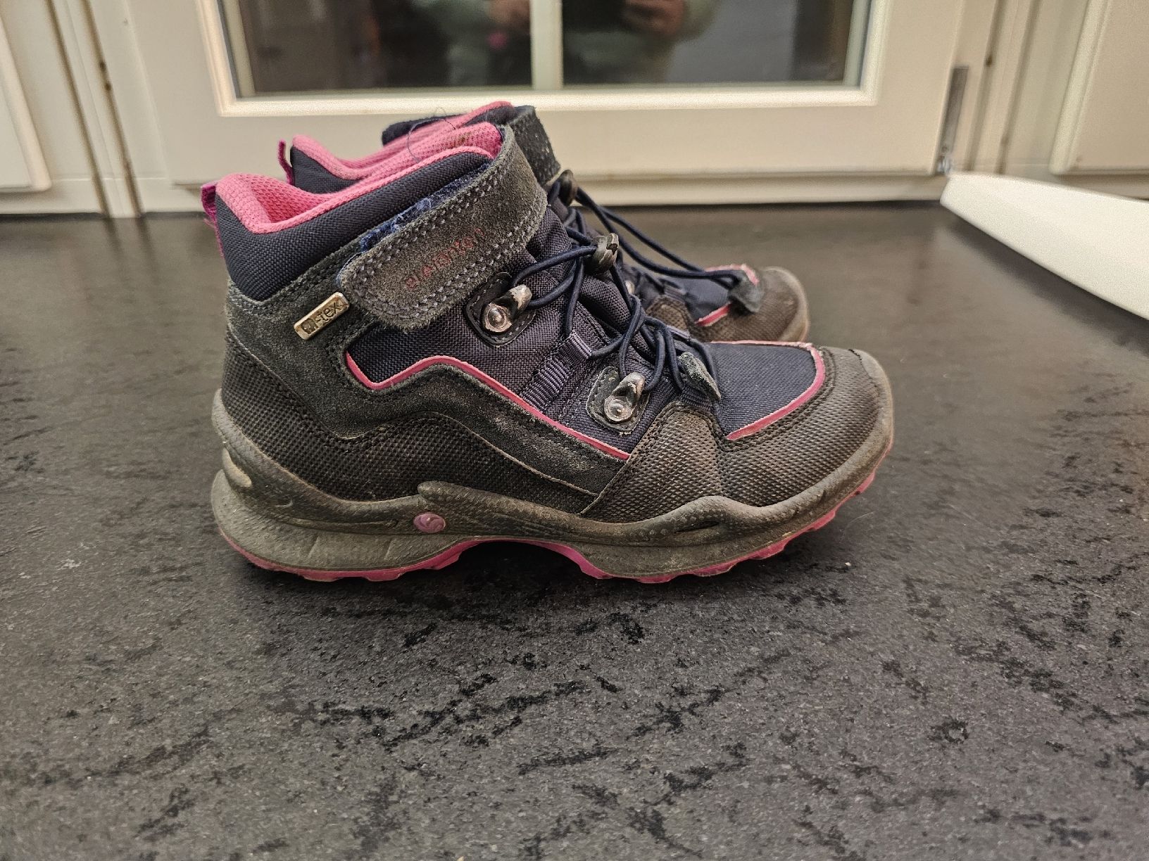 Scarpe per ragazze: Elefanten Trekkingschuh Gr.34 – Usato da St. Peterzell venduto da upcycling_ 1
