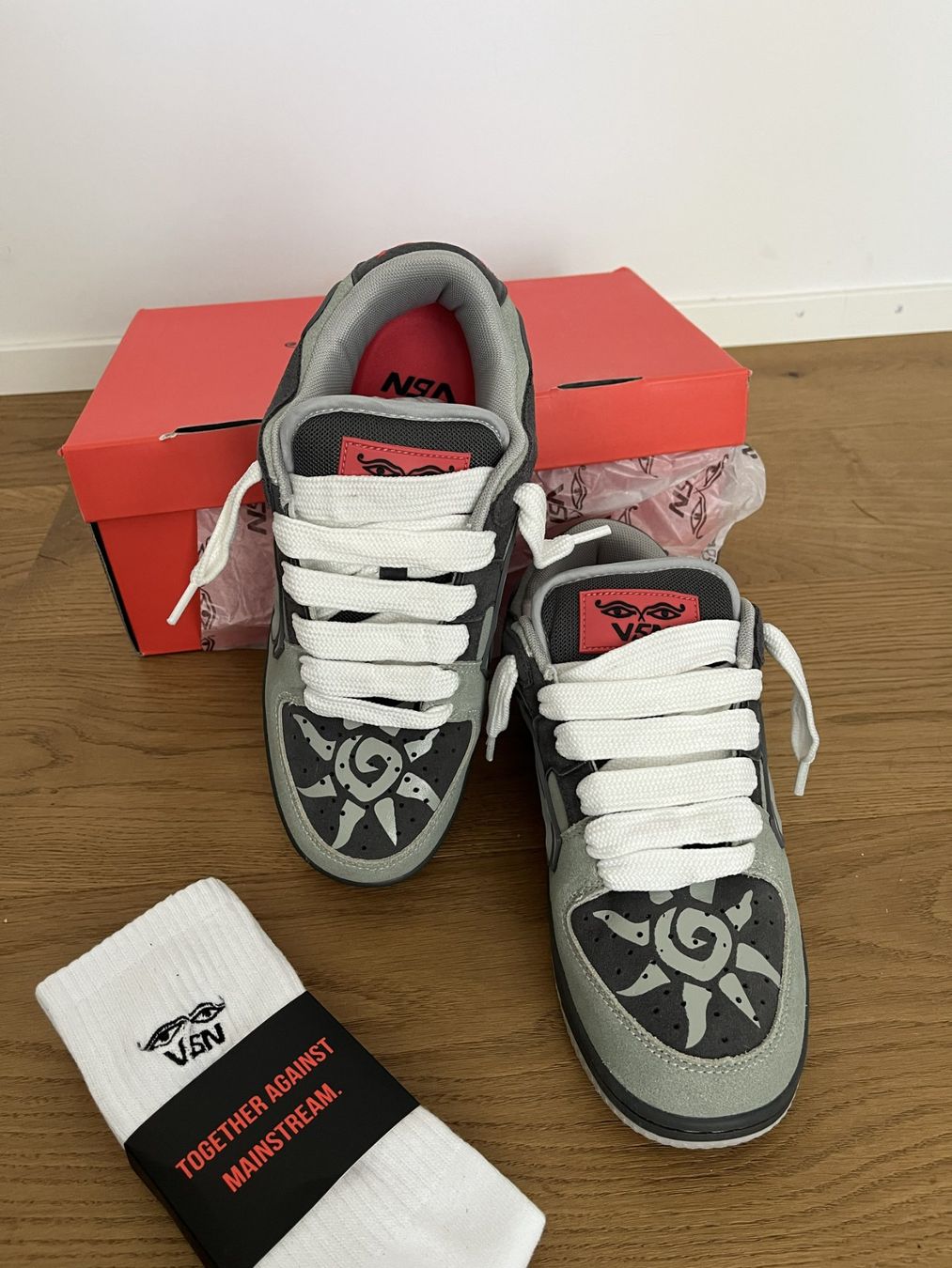 Herrenschuhe: Vision Sneakers Grey Dust – Neu und originalverpackt aus Uetikon am See von Glutsch75 1