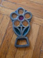 Antiker Flaschenöffner aus Metall, Blumendesign