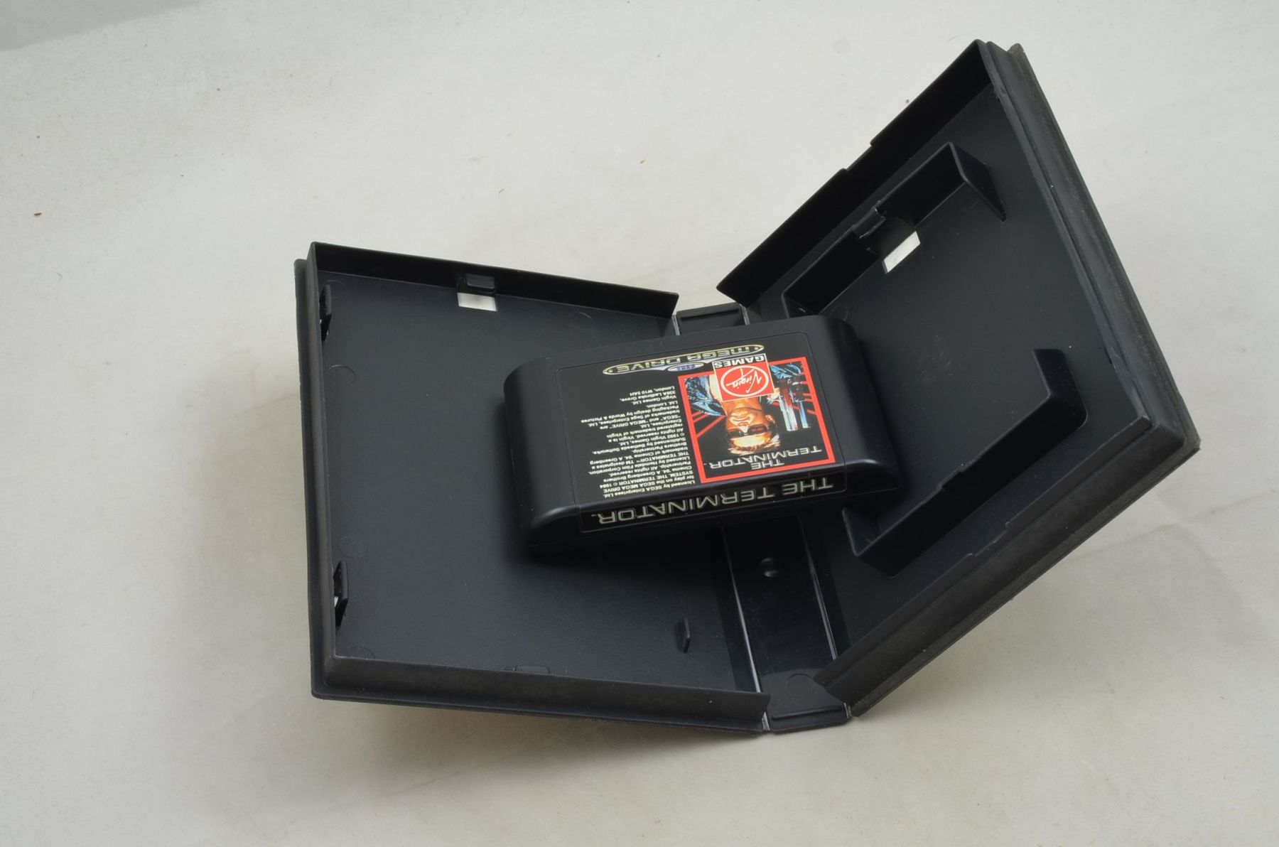 Giochi: The Terminator Sega Mega Drive Spiel CB – Usato da Buchs AG venduto da SellAndBuyX 5