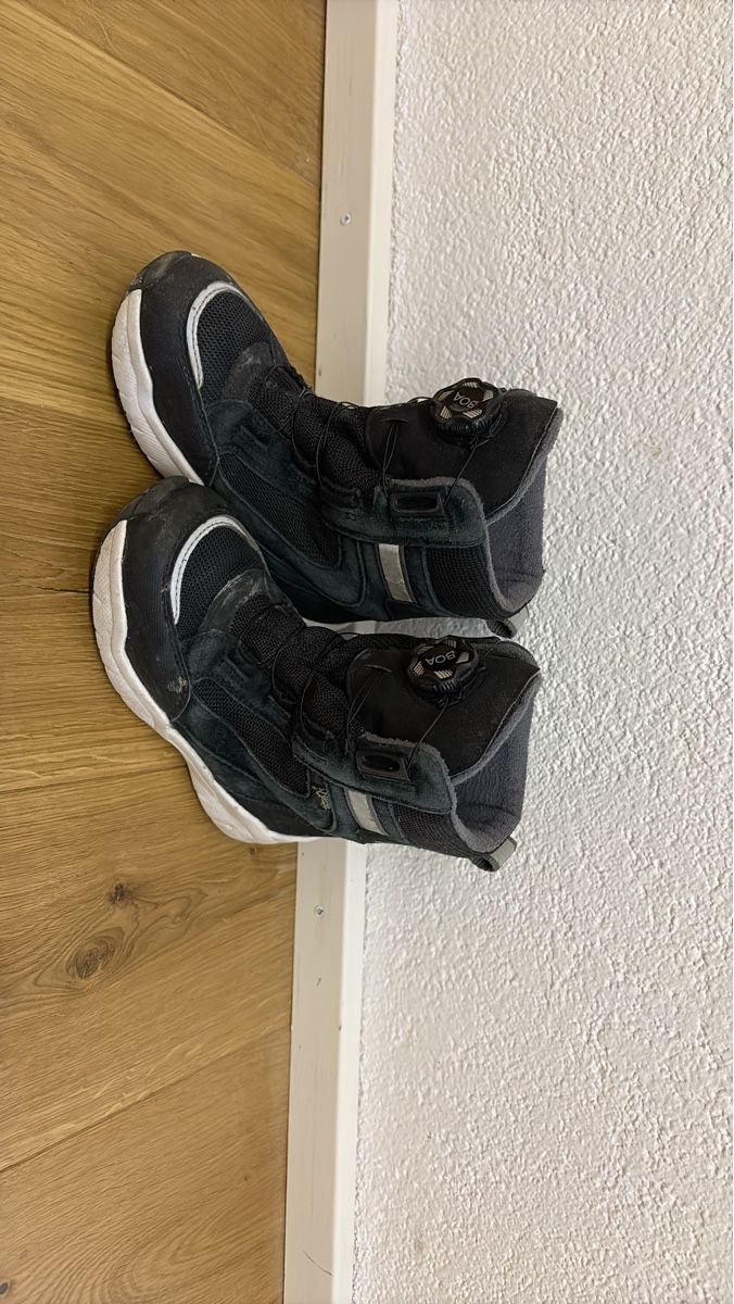 Superfit Scarpe per ragazzi: Winterstiefel Kinder Superfit Gr. 28 – Usato da Solothurn venduto da Jfk