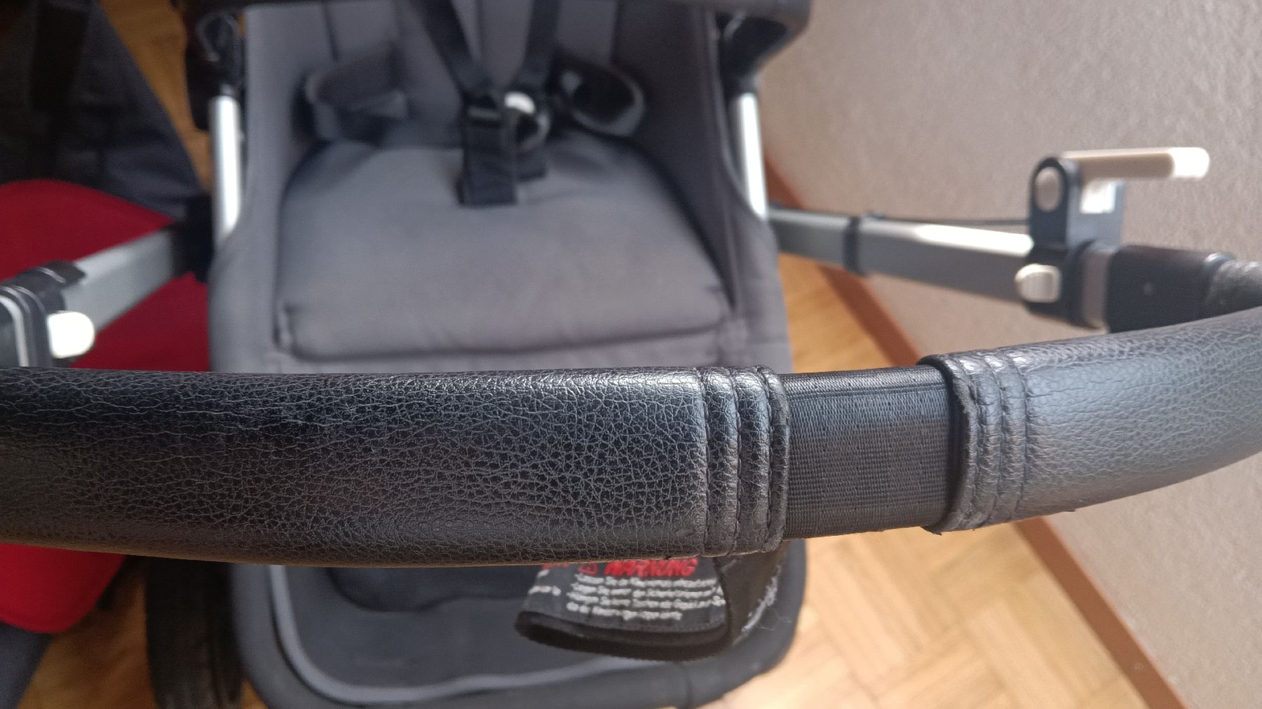 Bugaboo Kinderwagen: Bugaboo Cameleon3 Stroller Red Used – Gebraucht aus Lengnau BE von Ragaso 2