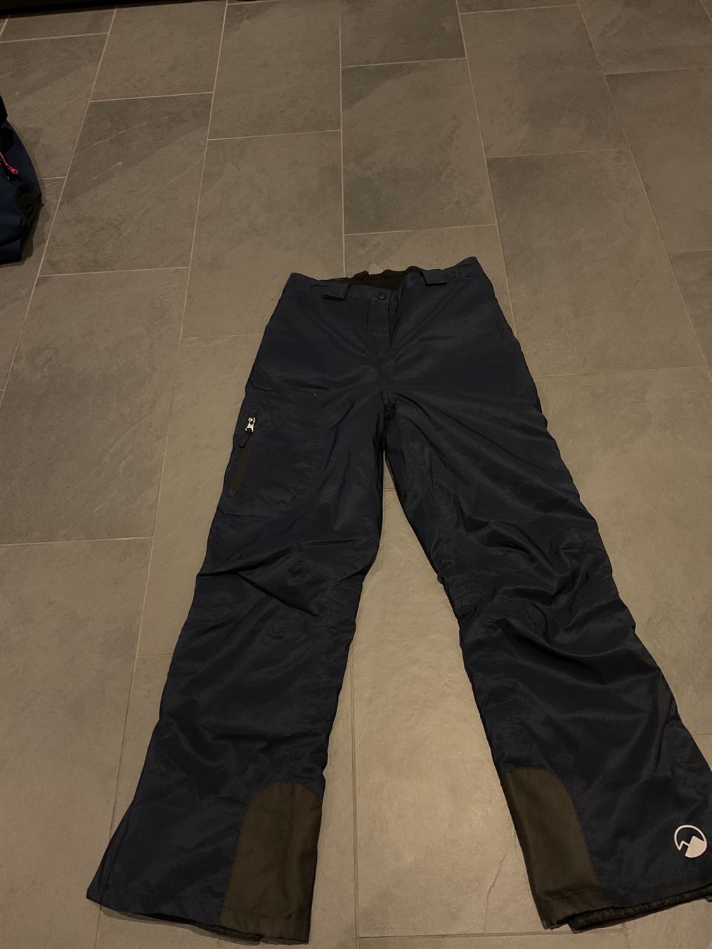 Pantaloni: Skihose dunkelblau Unisex – Usato da Mettmenstetten venduto da Sternenzauber03