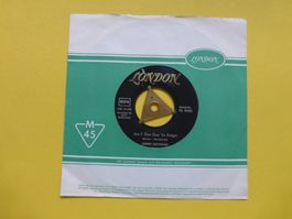 Debbie Reynolds – Am I That Easy To Forget